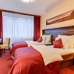 Hotel Western Vista 4*