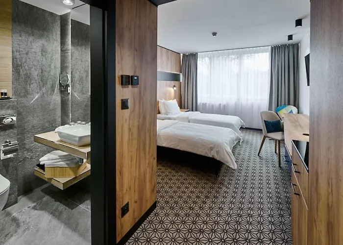 Western Vista 4*